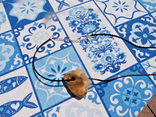 Natural hag stone - ,