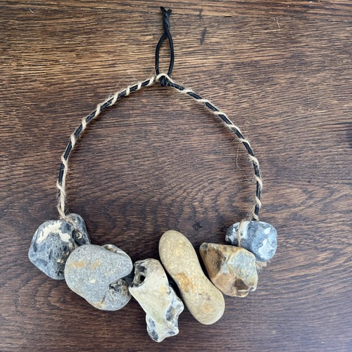 Hanging hag stones 6 - hag, x
