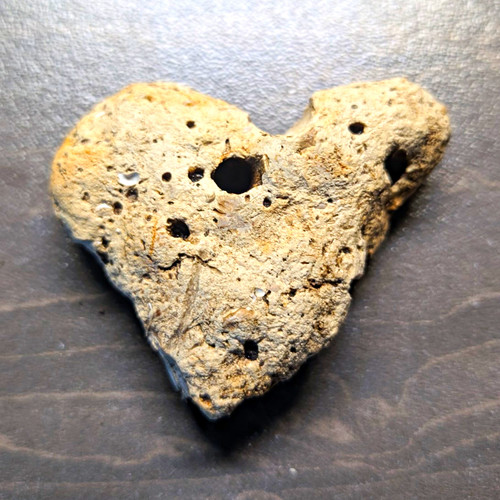 Natural heart shaped - hag, stone