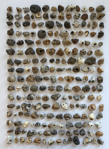 200 natural hag stones wica - 200,