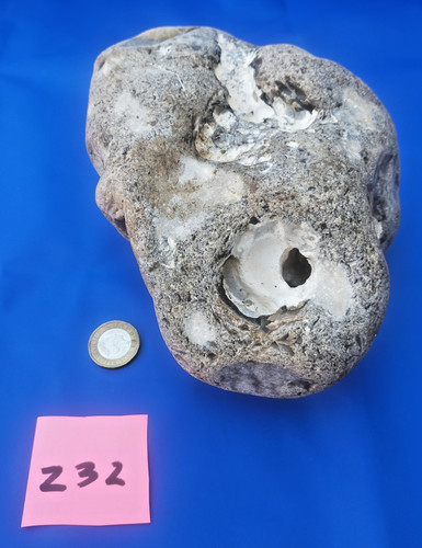 Massive natural hag stone - massive,