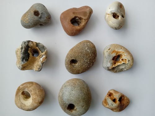 Natural hag stones wica - 9,